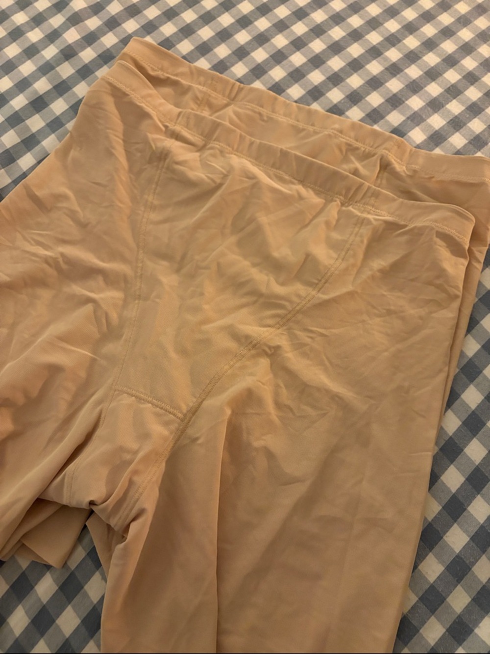 AIRism Uniqlo Nude/Tan Shapewear Shorts